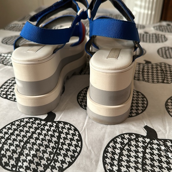 Stella McCartney Elyse Platform Sandal - Picture 6 of 10